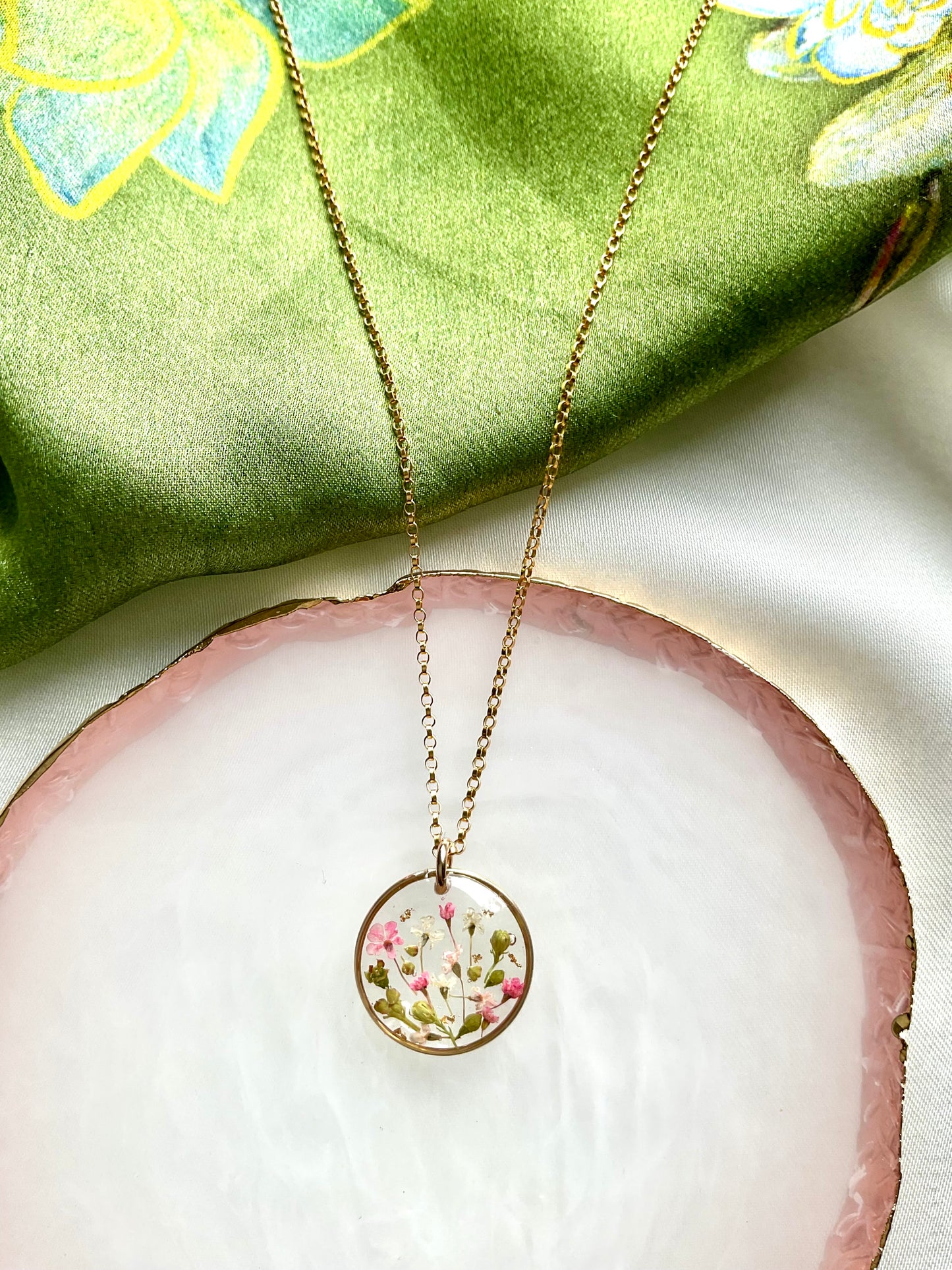 14k Gold Filled Real Pressed Wildflower Necklace – Flower Resin Pendant