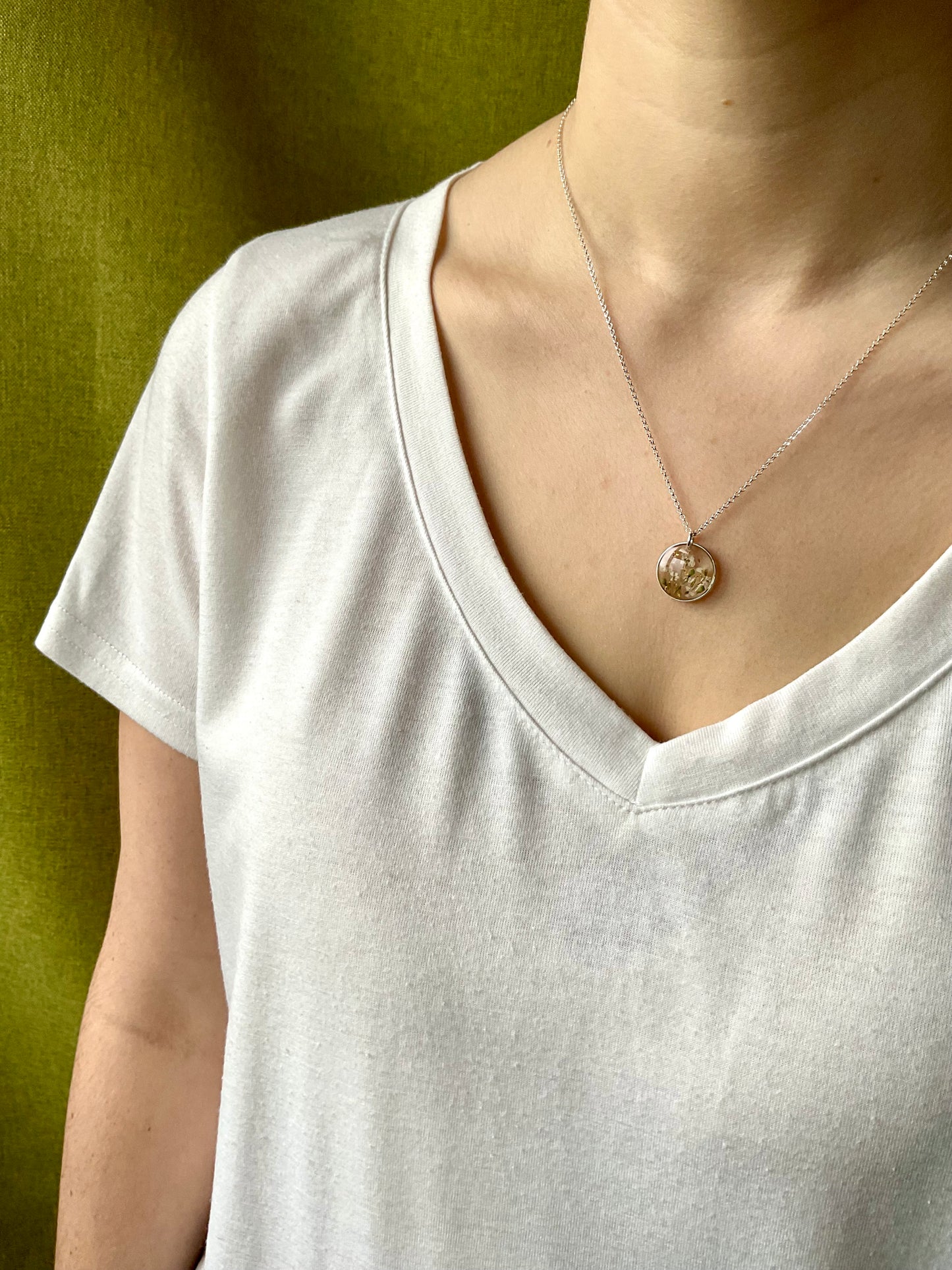 Sterling Silver Bridal Flower Necklace – Wedding Gift Ideas